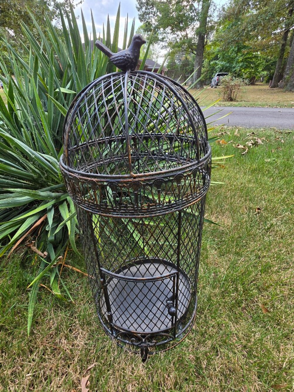 Cylindrical Metal Bird Cage Large